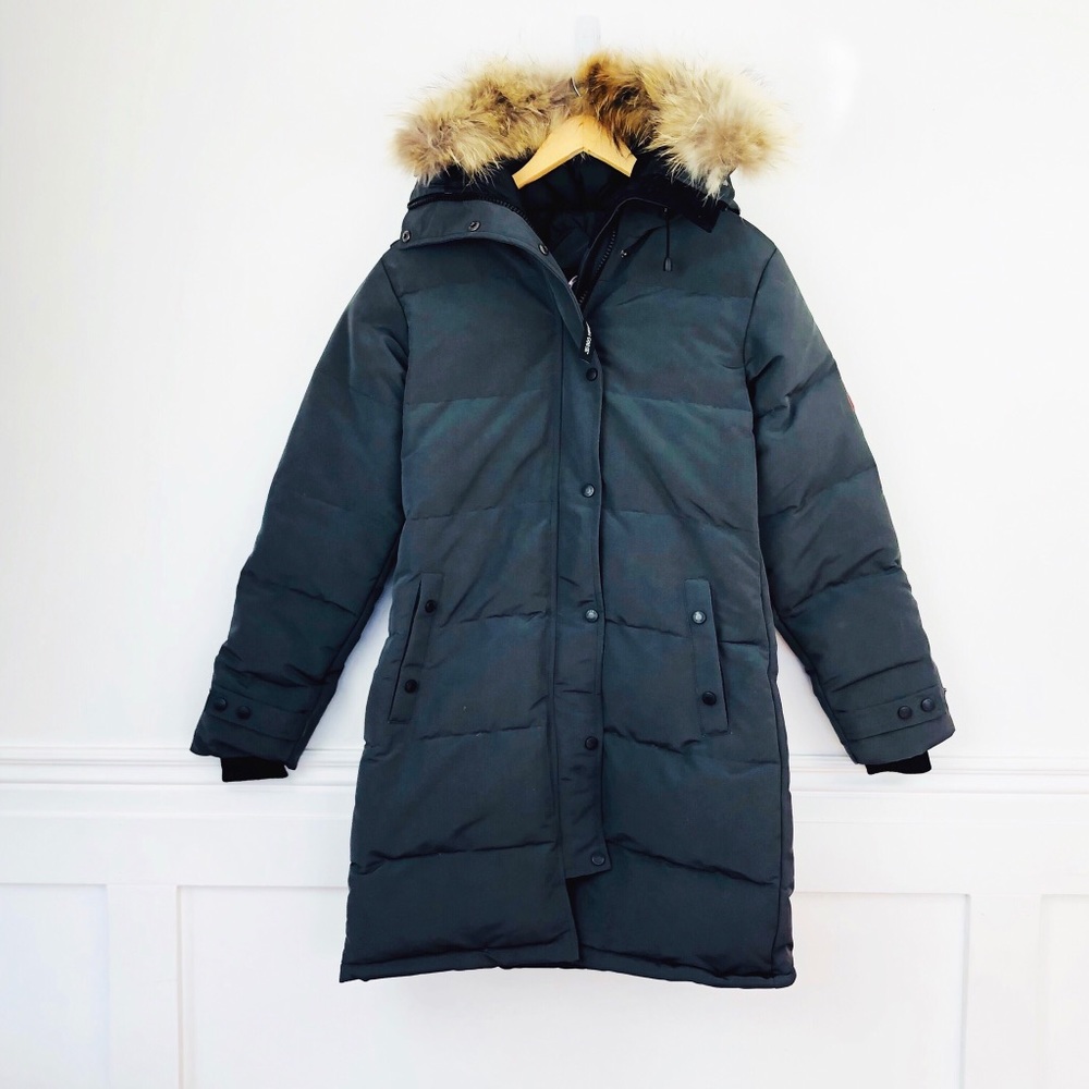 NWT Canada Goose Shelburne Parka - Picture 2 of 8